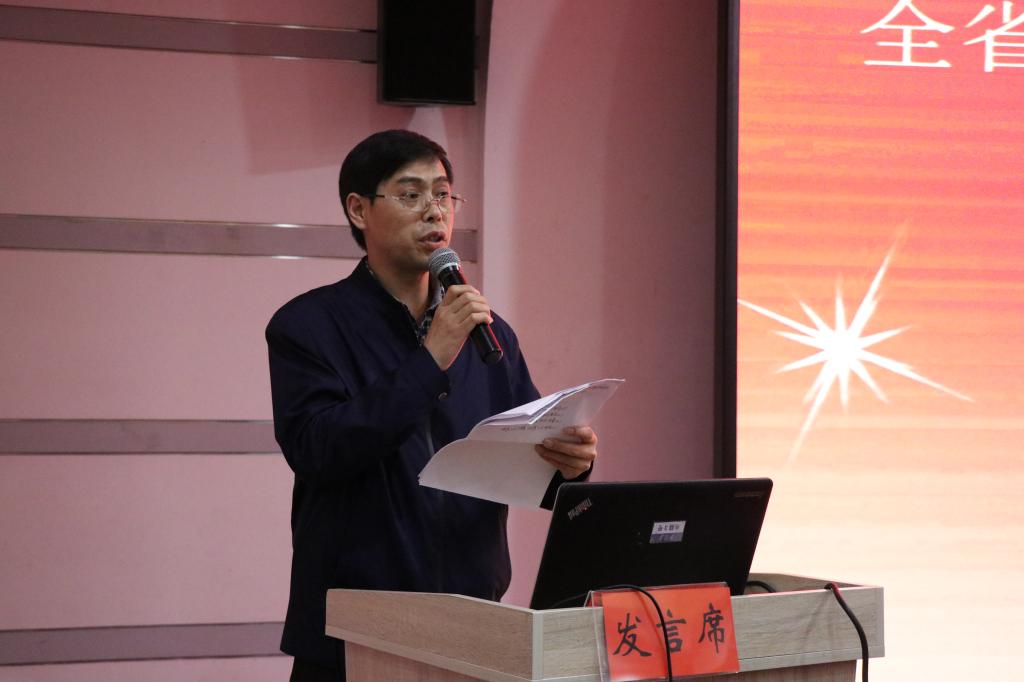 吉首大学学工部部长欧阳大文