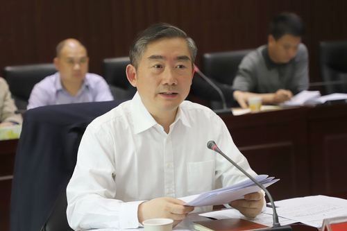 省教育厅党组书记、厅长、省委教育工委书记蒋昌忠主持。
